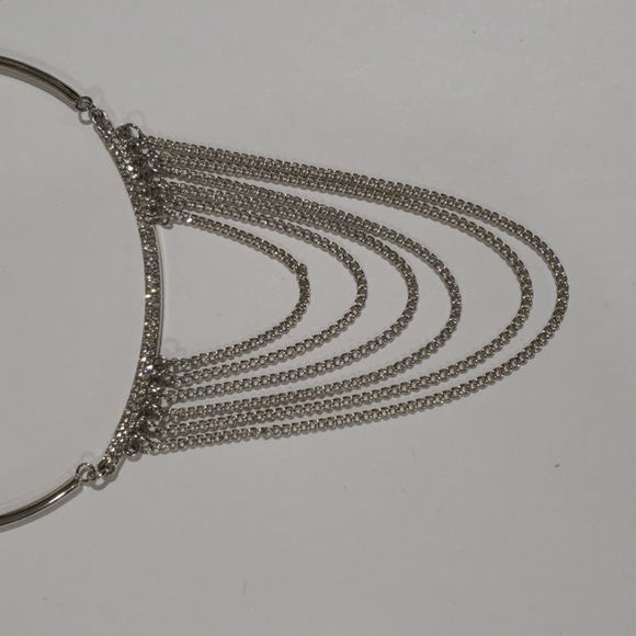 Elegant Silver-Tone Multi-Layer Chain Statement Necklace Women's Fashion Jewelry - Picture 4 of 8